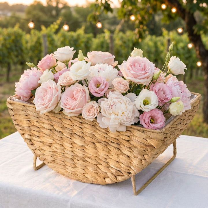 Decorative basket for storing blankets and magazines Bowlift