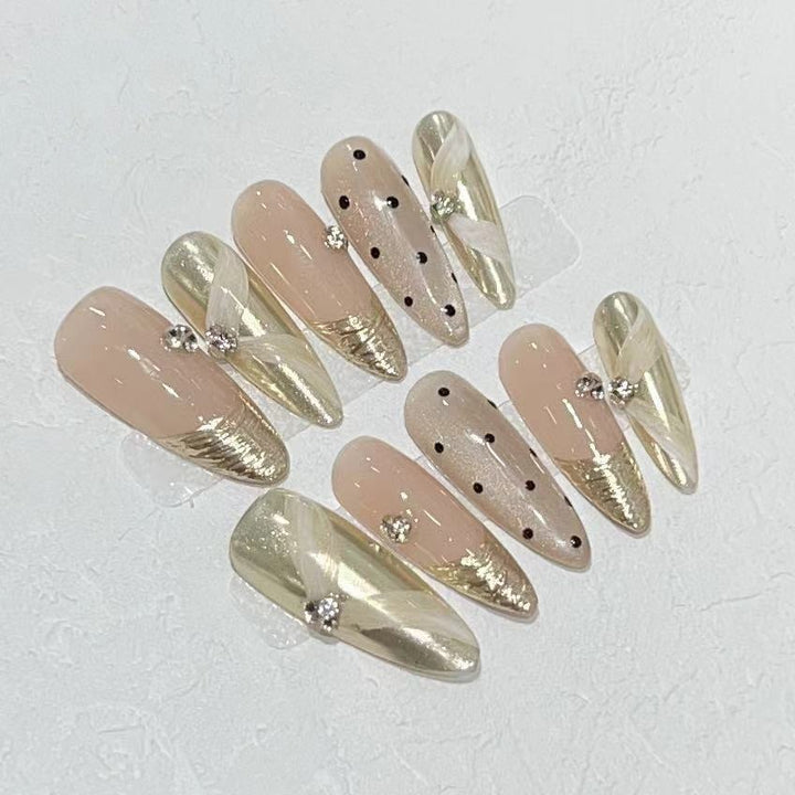 Luxury Press-On Nail Art Set with Elegant Metallic Accents Bowlift