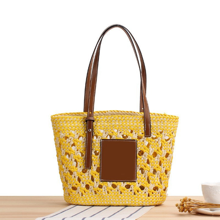Beach bag with practical inner pockets and sturdy handles Bowlift