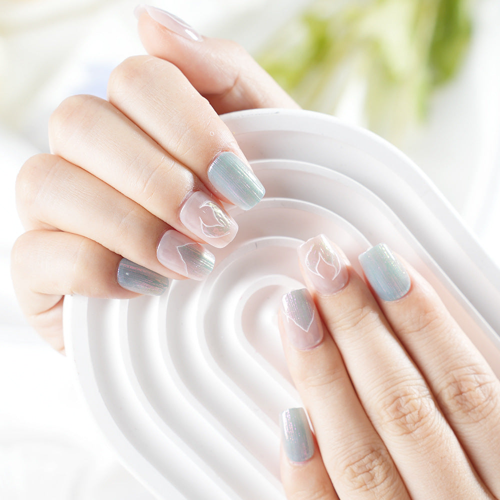 Artistic Gel Nail Design Bowlift