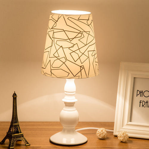 Decorative Floral Shade Table Lamp