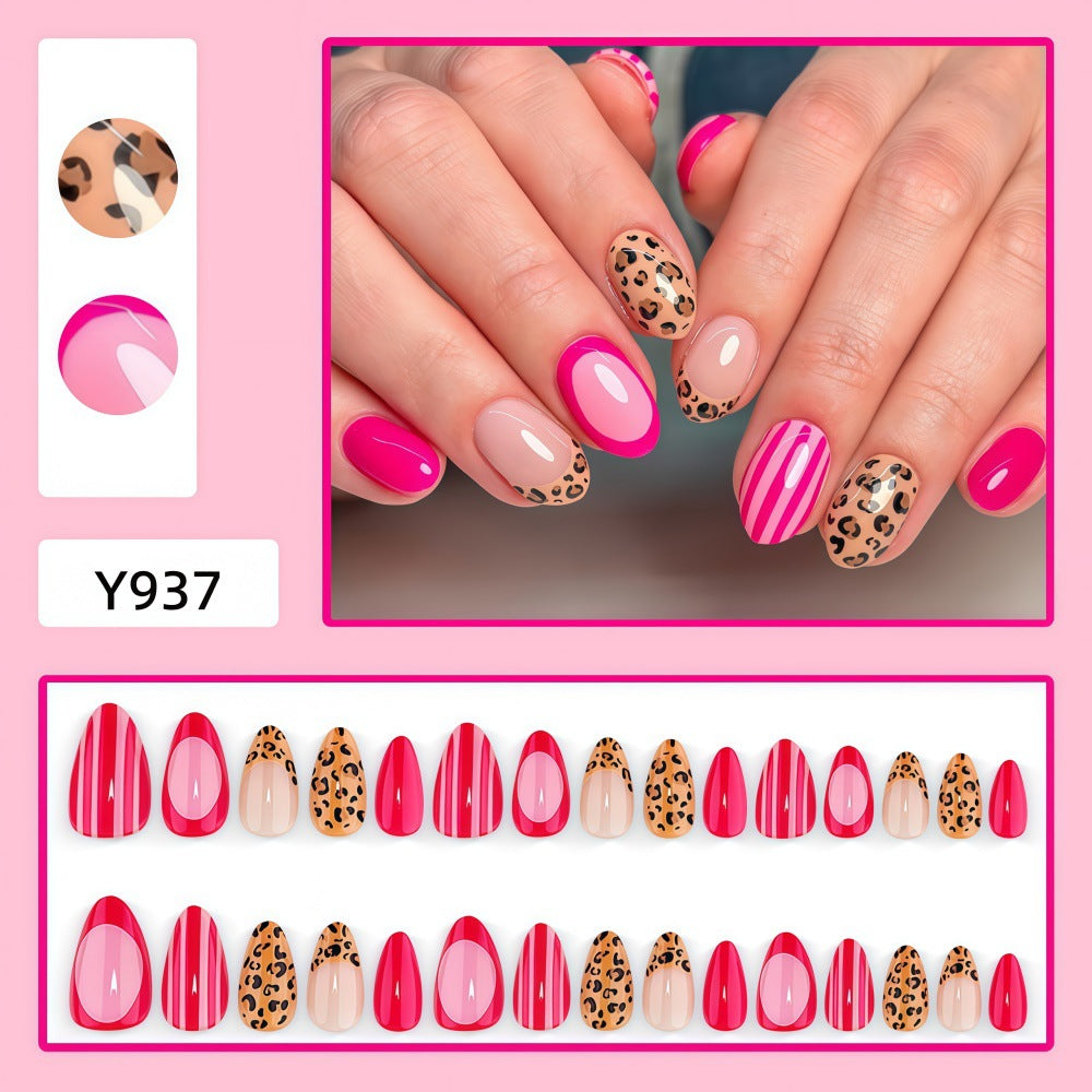 Artificial Nail Set with Stylish Leopard and Stripe Pattern Bowlift