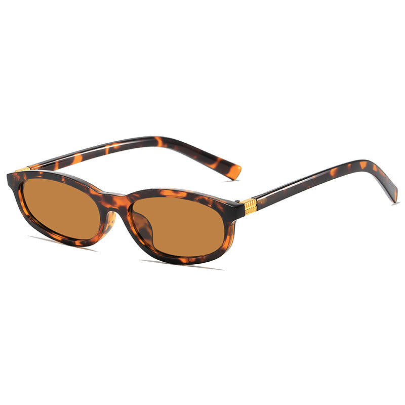 Elegant Vintage-Inspired Sunglasses Bowlift