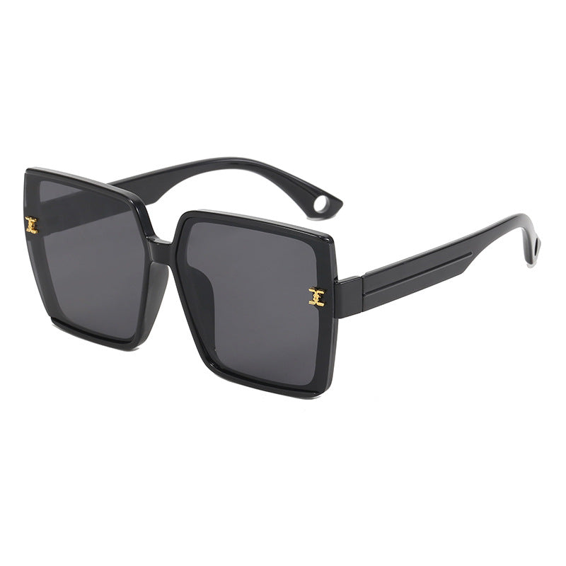 Women's fashion square sunglasses with luxurious frame Bowlift