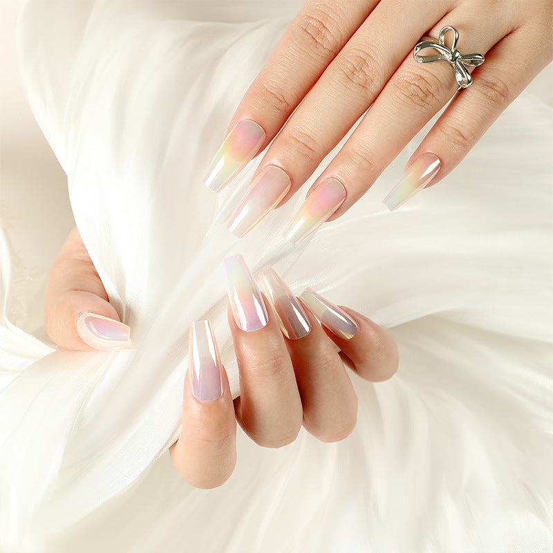Elegant artificial nails with gradient effect Bowlift