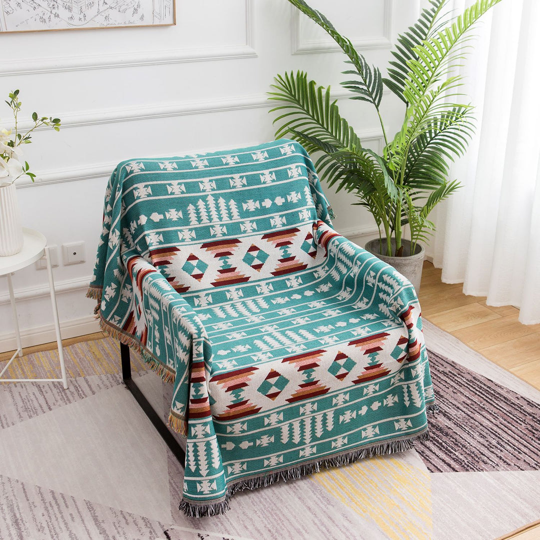 Geometric Pattern Woven Throw Blanket