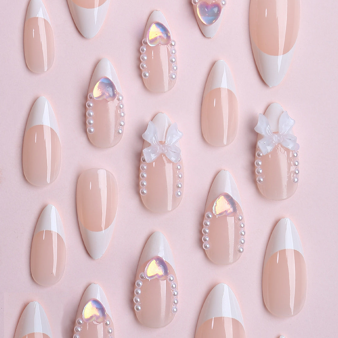 Artistic Fingernails with 3D Decoration Bowlift