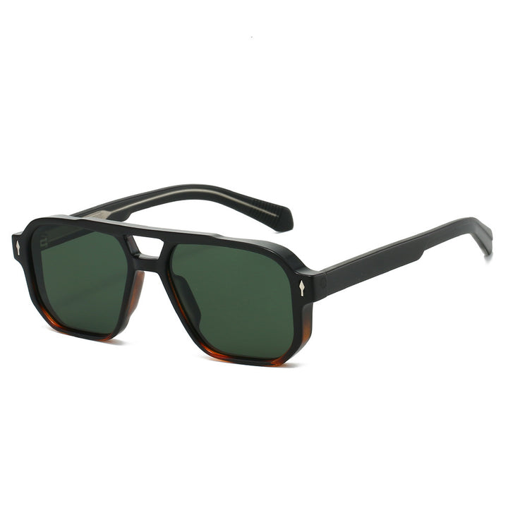 Women's fashionable sunglasses in urban design with polarized lenses Bowlift