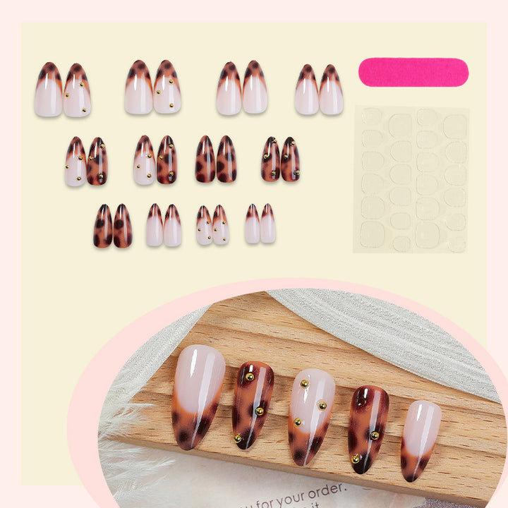Decorative Press-On Nail Set with Elegant Leopard Design Bowlift