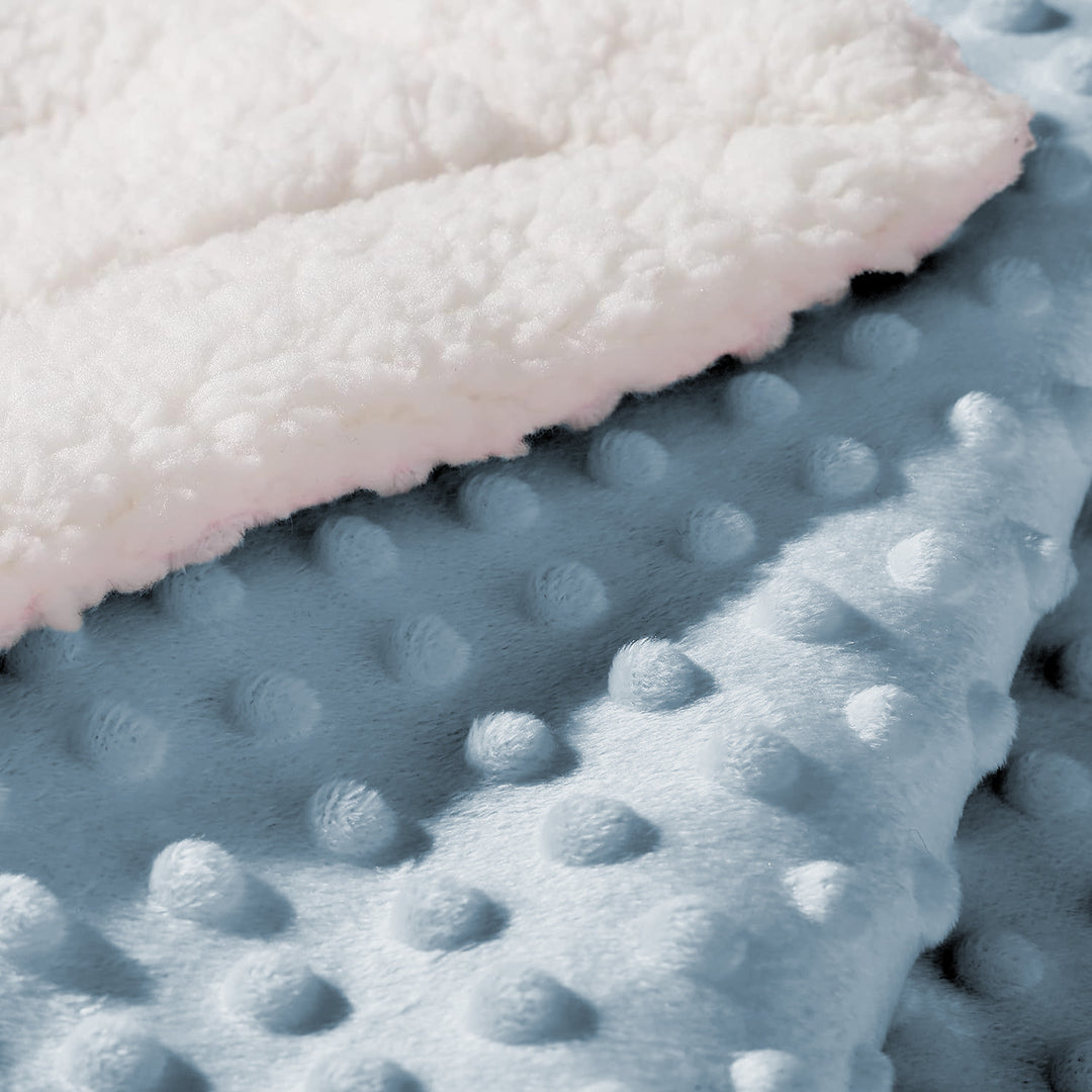 soft and reversible cozy blanket Bowlift