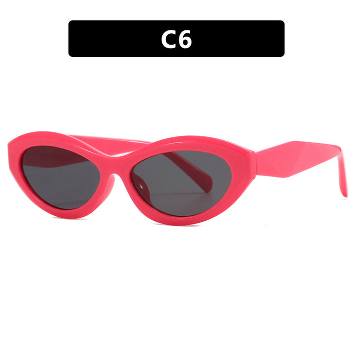 Ladies Cat-Eye Sunglasses with Stylish Frame Bowlift