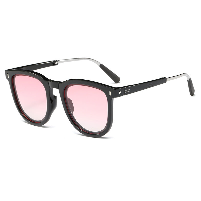 Women's fashionable sunglasses with innovative tortoiseshell design Bowlift