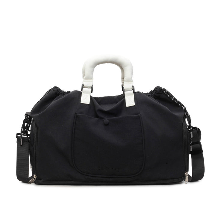 Versatile Travel Duffel with Adjustable Straps