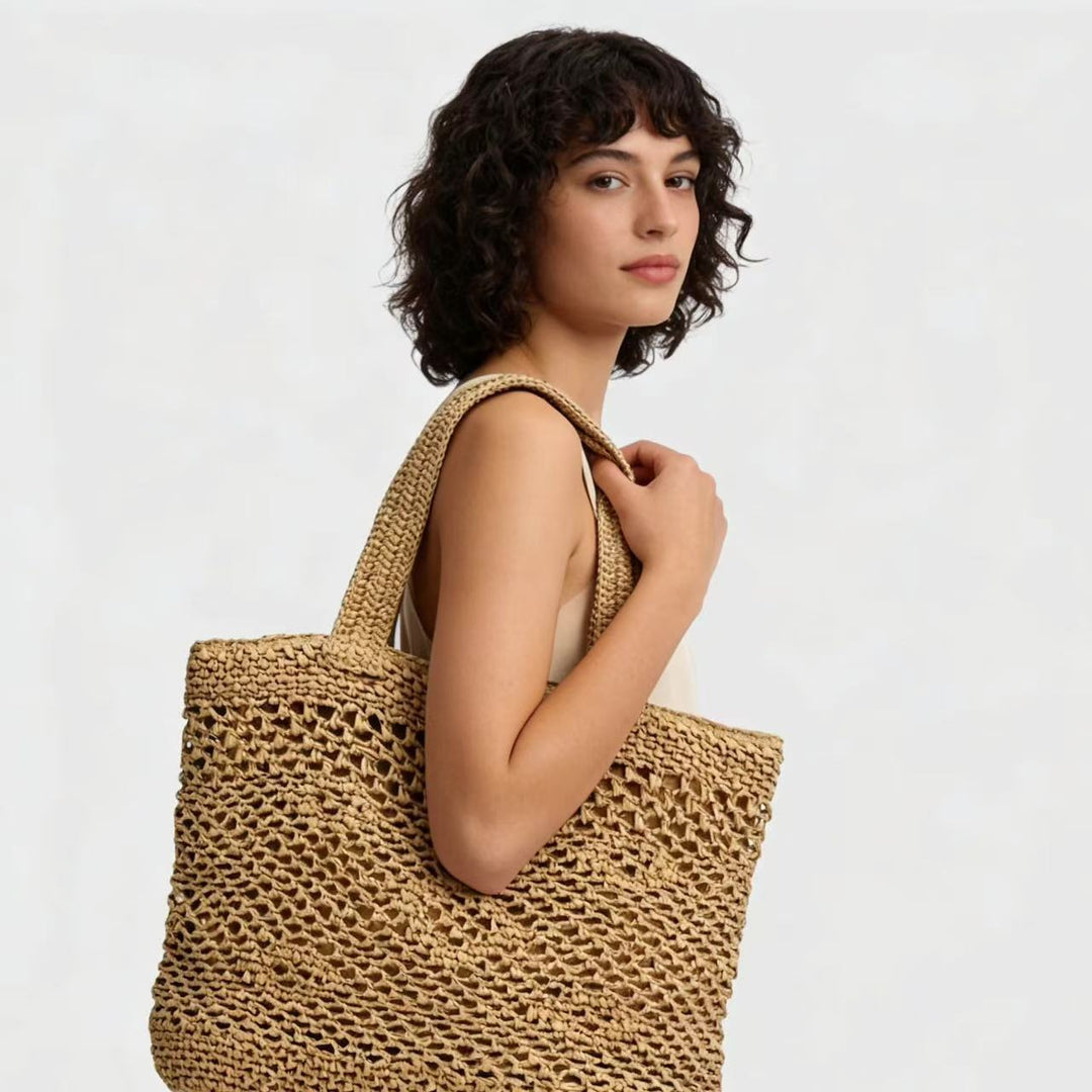 Macrame Handbag with Airy Structure Bowlift