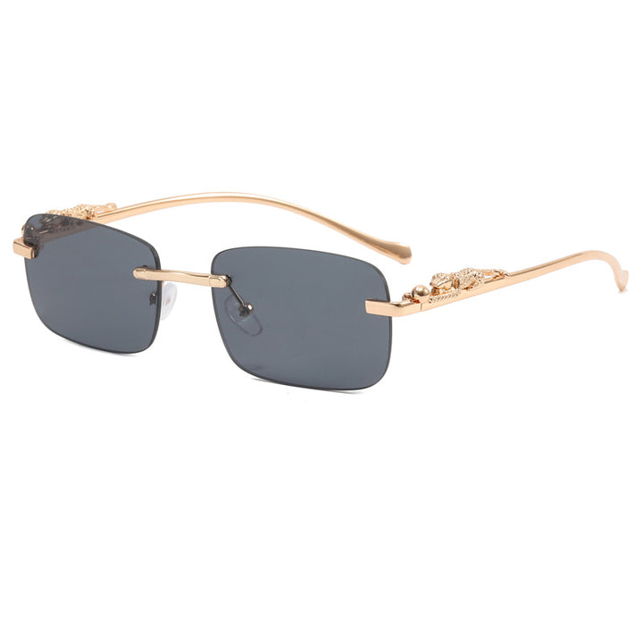 Women Designer Sunglasses with Fine Metal Frame and Luxurious Details Bowlift