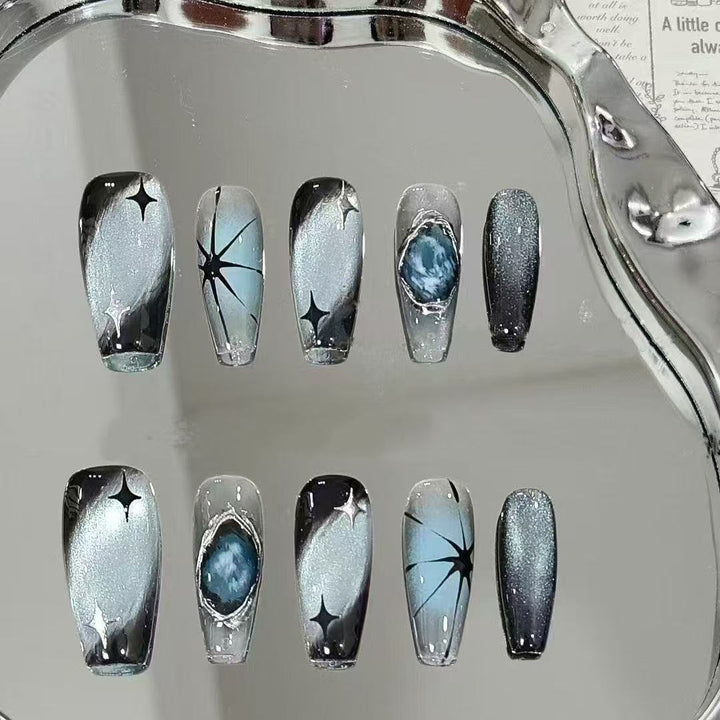Whimsical Bear-Themed Press-On Nail Art Kit Bowlift