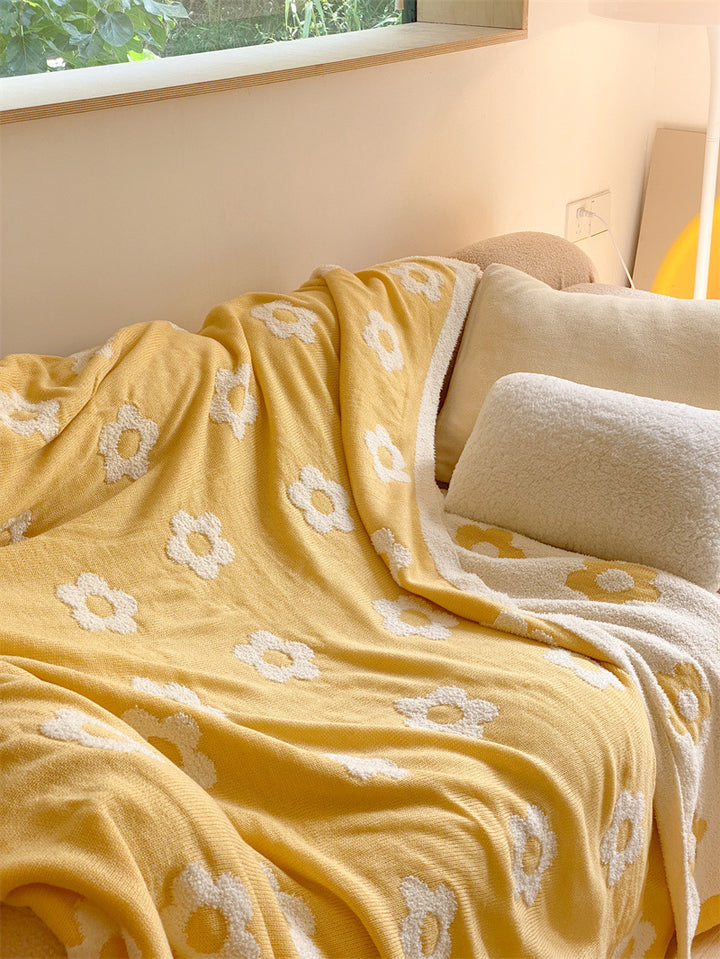 Unisex Cozy Blanket with Floral Design Bowlift