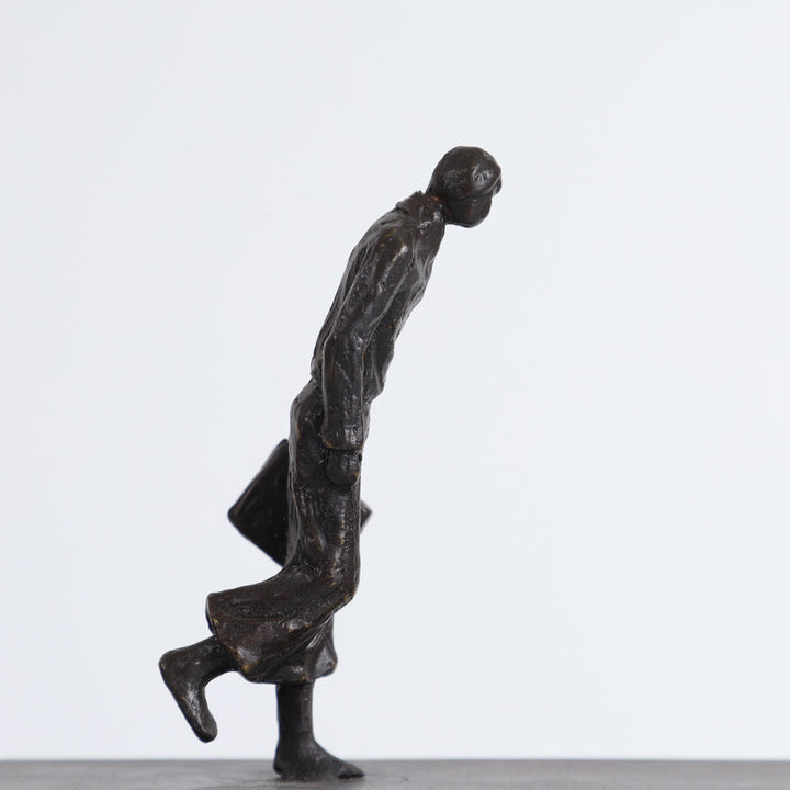 contemporary artistic sculpture