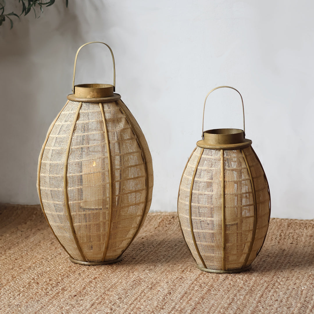 Handcrafted lantern made of natural materials Bowlift