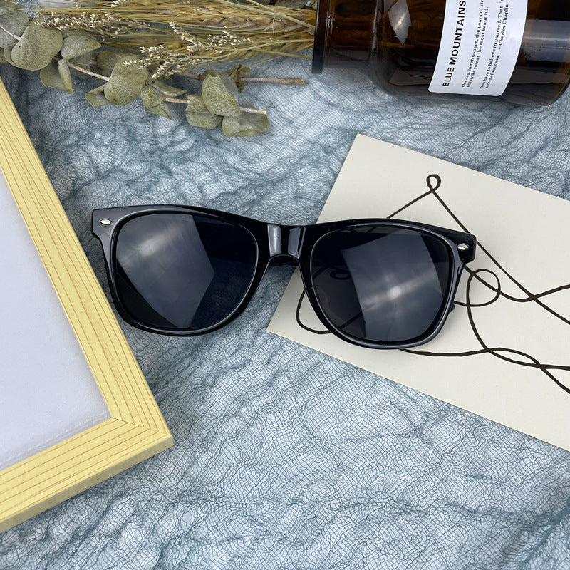 Bold Angular Frame Sunglasses Bowlift