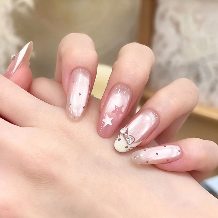 Artistic Floral-Embellished Press-On Nail Art Bowlift