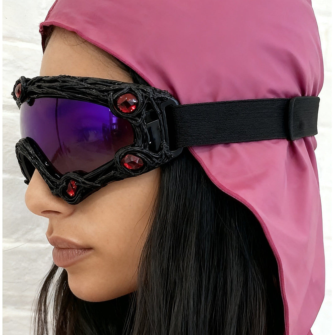 Women's ski goggles in a futuristic design with decorative details Bowlift