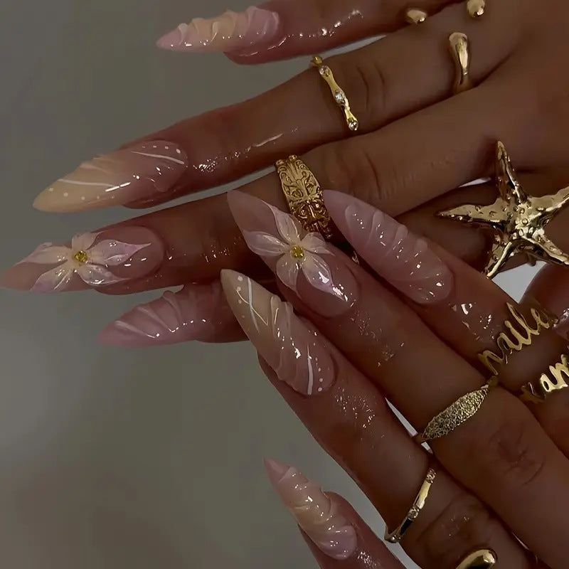 Artistic Press-On Nail Set with Floral Design Bowlift