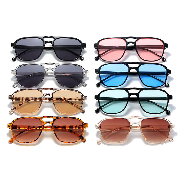 Ladies sunglasses in modern leopard pattern Bowlift