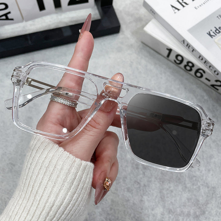 Women’s fashionable glasses Bowlift