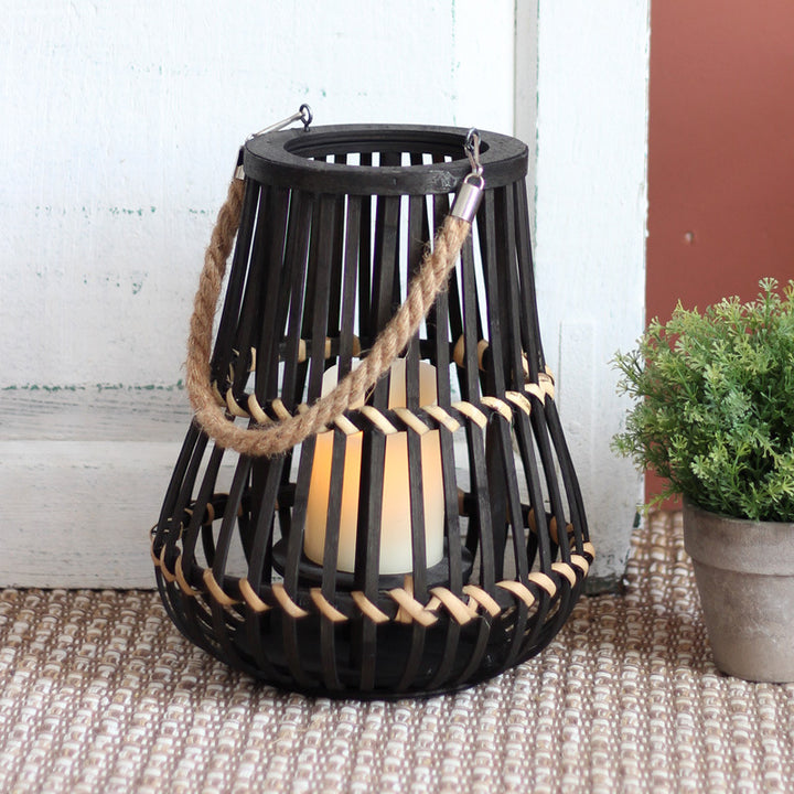 Handcrafted lantern made of wood and wicker Bowlift