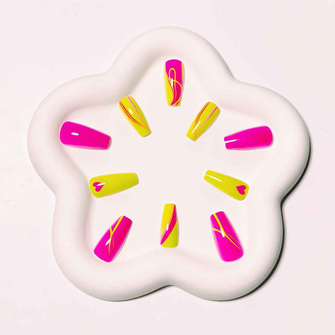 Creative Neon Nail Art Bowlift
