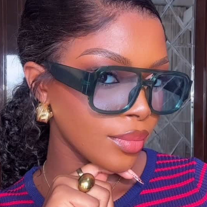Ladies modern sunglasses in elegant rectangular design Bowlift