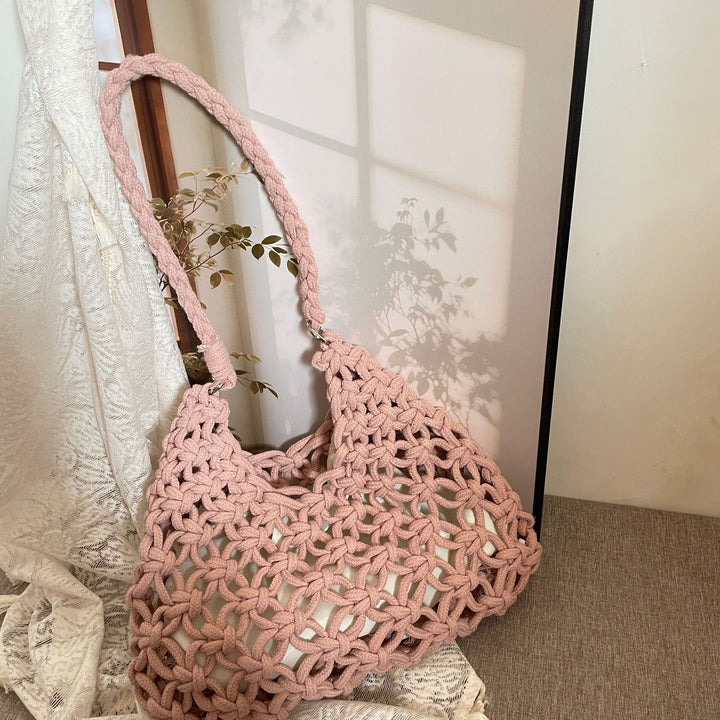 Hand-knotted Woven Shoulder Bag Bowlift