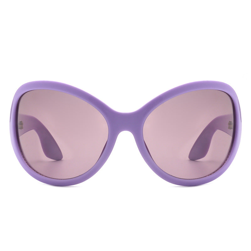 Ladies sunglasses in a stylish butterfly design with UV protection and wide frame Bowlift