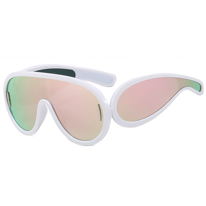 Ladies sporty protective goggles in innovative design Bowlift