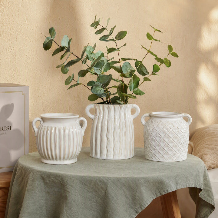Elegant ceramic container with patterns Bowlift