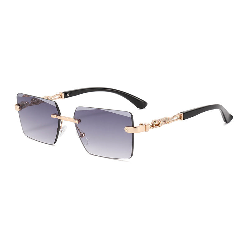 Women's fashionable sunglasses with unique accented details Bowlift
