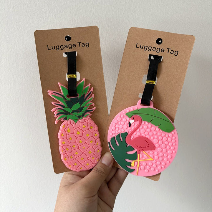 Pineapple-Themed Silicone Luggage Tag Bowlift