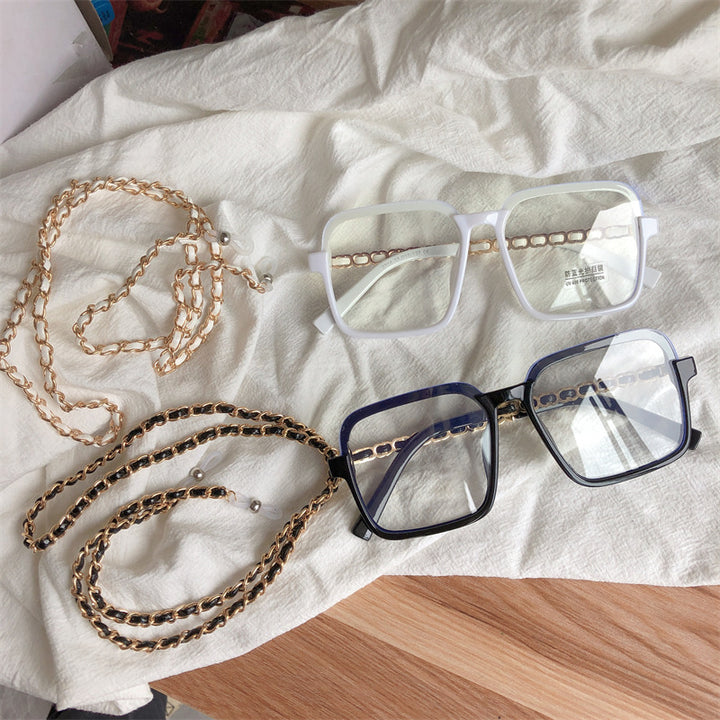 Stylish Chain Eyewear Holder Bowlift