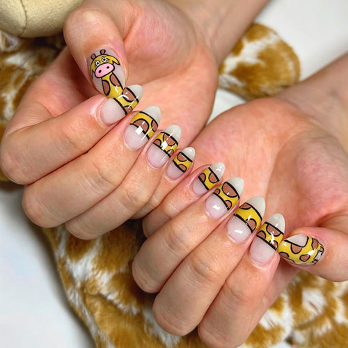 Creative Animal-Themed Press-On Nail Set Bowlift