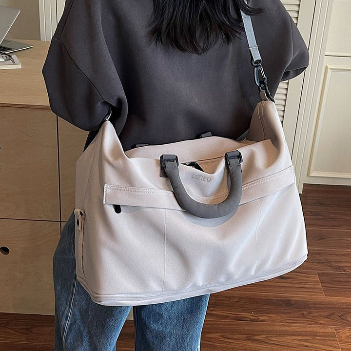 Spacious Weekend Travel Duffel Bag Bowlift