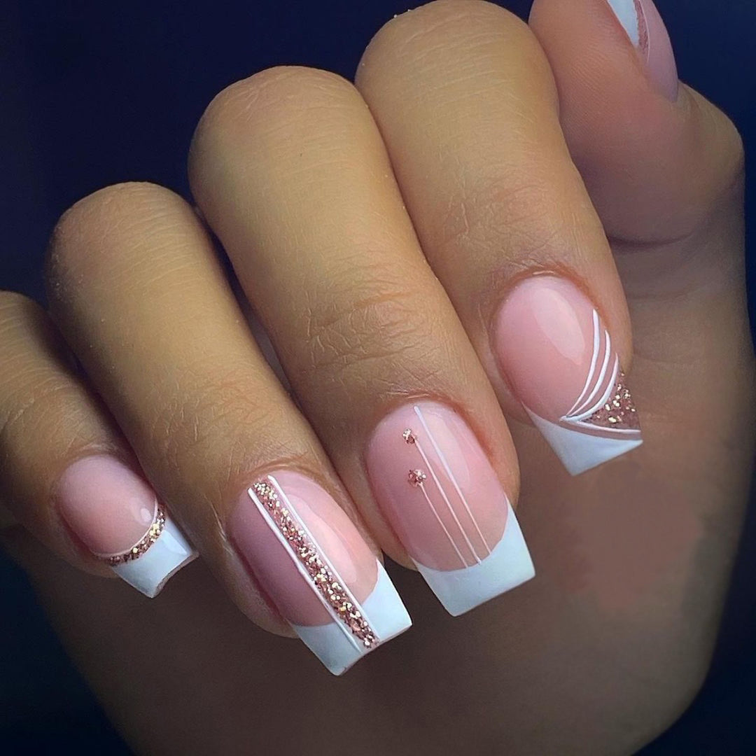 Elegant French Tip Press-On Nail Art Set Bowlift