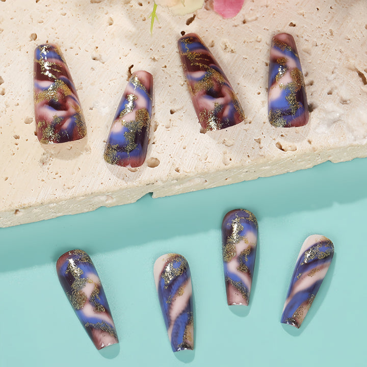 Artificial nails with luxurious design Bowlift