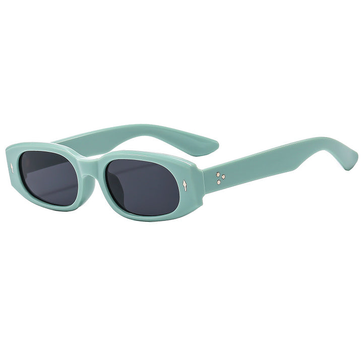 Women’s Designer Sunglasses with stylish, square frame Bowlift