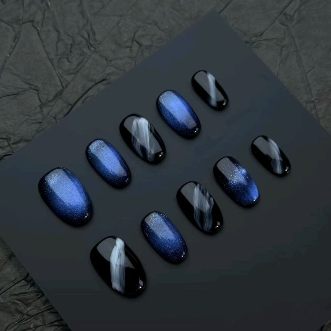 Stylish Press-On Nail Wraps Bowlift