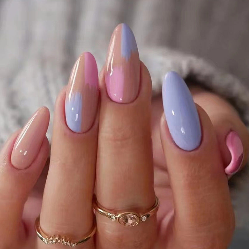 Artistic Heart-Accent Press-On Nail Set Bowlift