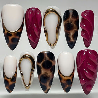 Decorative Stiletto Press-On Nail Set with Artistic Patterns Bowlift
