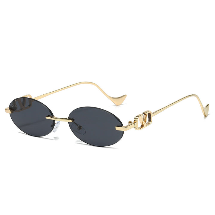 Stylish Oval Frame Sunglasses with Decorative Accents Bowlift