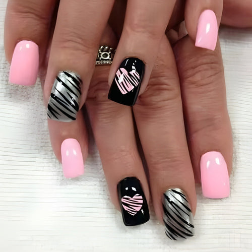 Fashionable Heart-Patterned Nail Art Set Bowlift