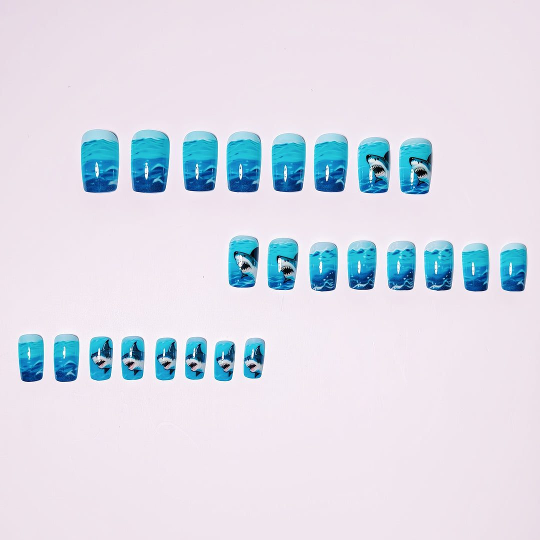 Creative nail art with spectacular shark motif Bowlift